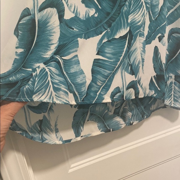 Adrienne Blue/Green and White Sleeveless Tank Top - Picture 6 of 7